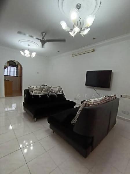 Flat for Sale at Taman Mas - Mervyn Seah - Living Room - PropertyGuru.com.my
