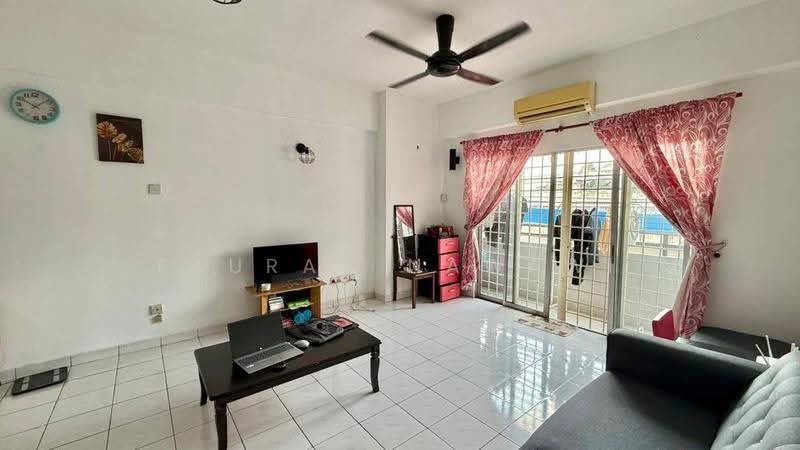 Kondominium untuk Dijual di Endah Ria - Fauran Nawawi - Living Room - PropertyGuru.com.my