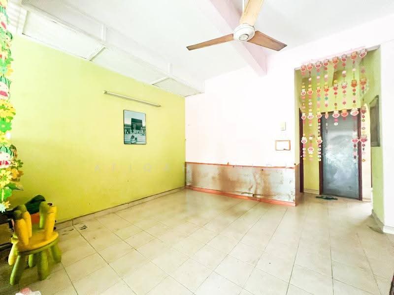 2-storey Terraced House for Sale in Taman Maluri (Cheras) - Afiqah zaidi - Living Room - PropertyGuru.com.my