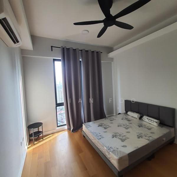 Kondominium untuk Disewa di The Sentral Suites - Adrian Foo - Bedroom - PropertyGuru.com.my