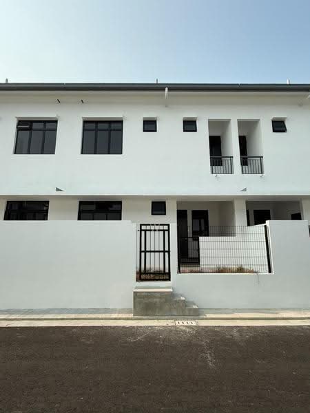 Terraced House for Sale in Johor Bahru (Johor) - Sow . - Exterior - PropertyGuru.com.my