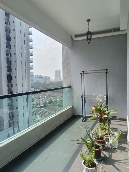Kondominium untuk Dijual di Paragon 3 - Xann Chua - Balcony - PropertyGuru.com.my