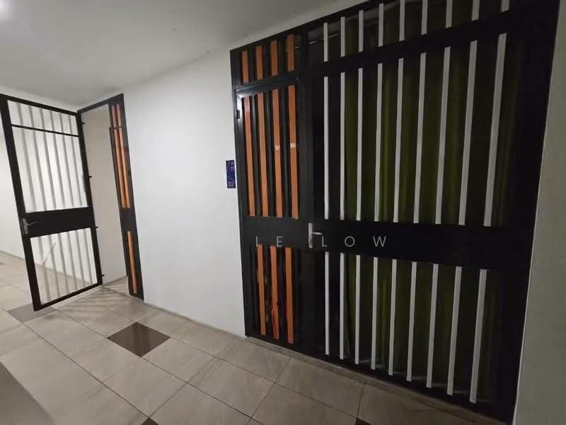 Kondominium untuk Dijual di Emporis - Leslie Low - Entrance - PropertyGuru.com.my