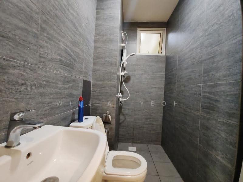 Service Residence for Rent at Gaya Resort Homes - William Yeoh - Bathroom - PropertyGuru.com.my