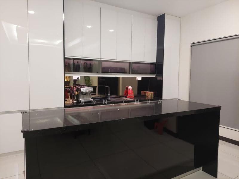Bungalow House untuk Dijual di Seri Kembangan (Selangor) - Xann Chua - Kitchen - PropertyGuru.com.my