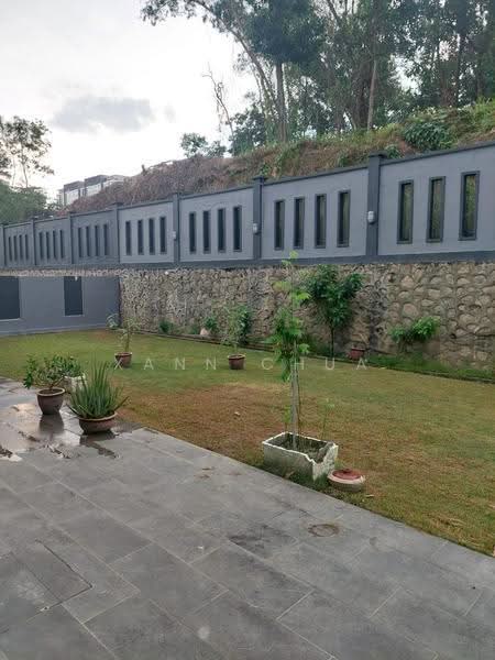 Bungalow House untuk Dijual di Seri Kembangan (Selangor) - Xann Chua - Exterior - PropertyGuru.com.my