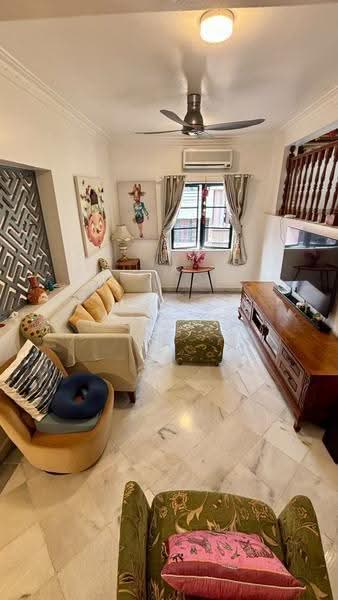 Townhouse for Rent in KL City Centre (Kuala Lumpur) - Jia Le - Living Room - PropertyGuru.com.my