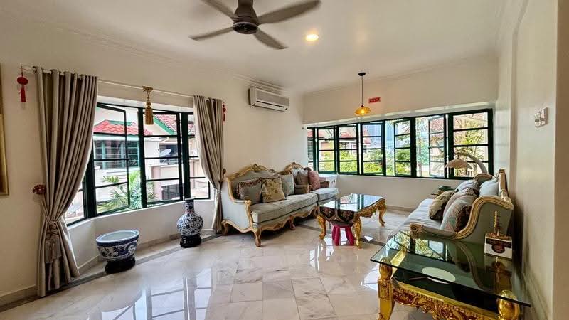 Townhouse for Rent in KL City Centre (Kuala Lumpur) - Jia Le - Living Room - PropertyGuru.com.my