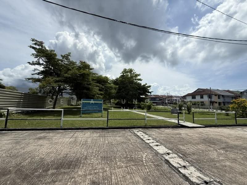 2-storey Terraced House for Sale in Batu Maung (Penang) - Celia Fung Fui Ling - Exterior - PropertyGuru.com.my