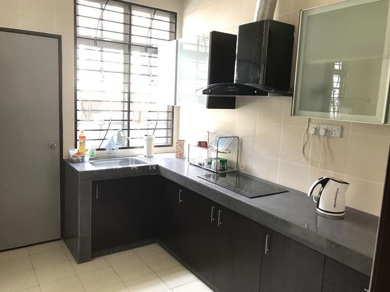 Rumah Teres 2-Tingkat untuk Dijual di Seri Kembangan (Selangor) - Xann Chua - Kitchen - PropertyGuru.com.my