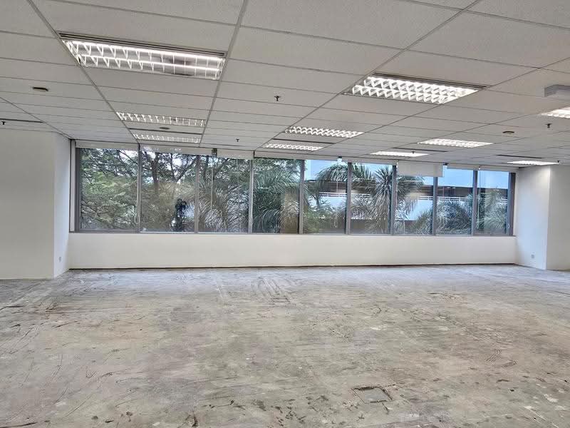 Office for Sale in SS 21, Damansara Utama (Petaling Jaya) - FC Wong - Interior of Large Office for Sell - PropertyGuru.com.my