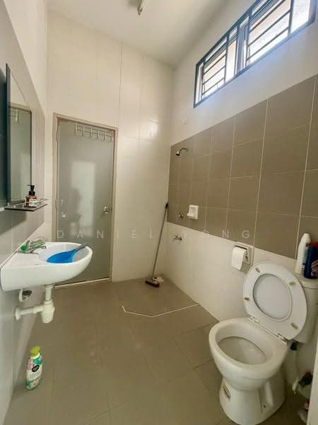 2-storey Terraced House for Sale in Taman Nusa Sentral (Iskandar Puteri (Nusajaya)) - Daniel Yong - Bathroom - PropertyGuru.com.my