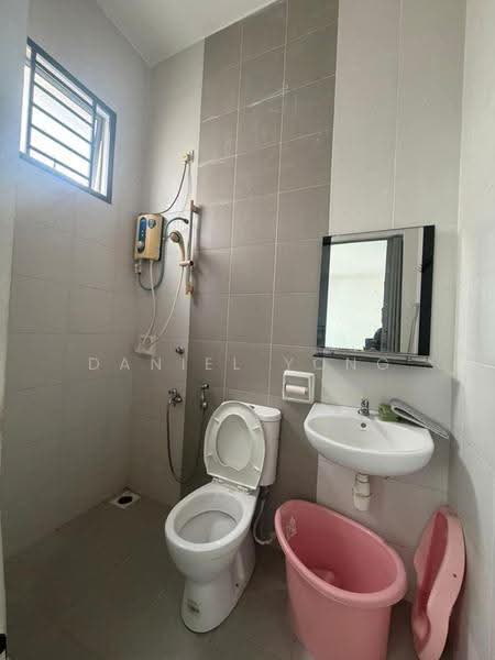 2-storey Terraced House for Sale in Taman Nusa Sentral (Iskandar Puteri (Nusajaya)) - Daniel Yong - Bathroom - PropertyGuru.com.my