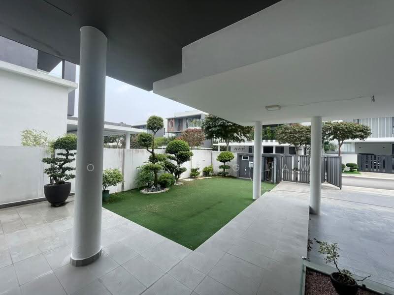 Bungalow House untuk Dijual di Bandar Sungai Long (Selangor) - Soon Sheng Law - Exterior - PropertyGuru.com.my