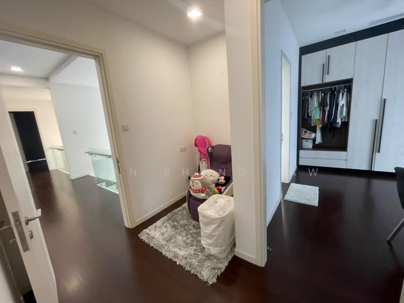 Bungalow House untuk Dijual di Bandar Sungai Long (Selangor) - Soon Sheng Law - Corridor - PropertyGuru.com.my