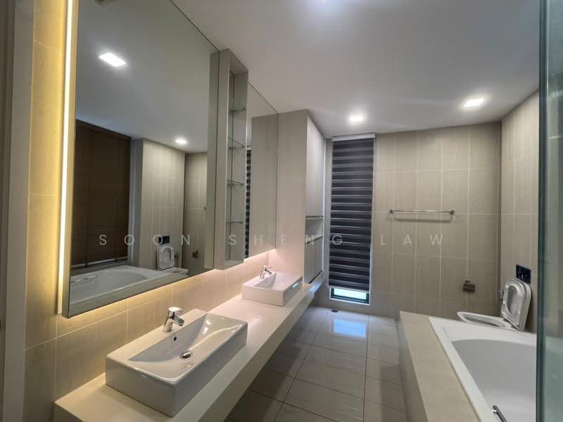 Bungalow House untuk Dijual di Bandar Sungai Long (Selangor) - Soon Sheng Law - Bathroom - PropertyGuru.com.my