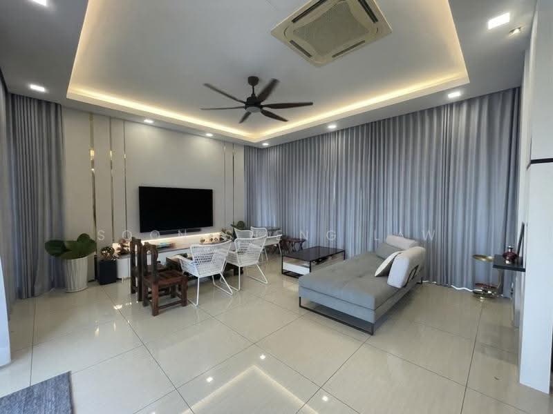 Bungalow House untuk Dijual di Bandar Sungai Long (Selangor) - Soon Sheng Law - Living Room - PropertyGuru.com.my