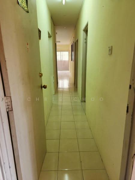 Apartment for Rent at Residensi Bistaria - Chris Choo - Corridor - PropertyGuru.com.my