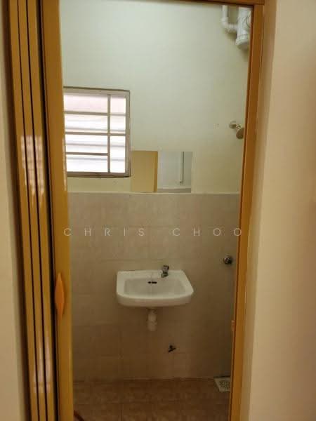 Apartment for Rent at Residensi Bistaria - Chris Choo - Bathroom - PropertyGuru.com.my