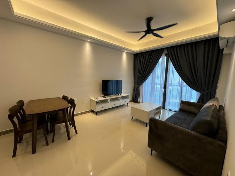 Kondominium untuk Dijual di R&F Princess Cove Phase 2-Seine Region - Rochy Ng - Living Room - PropertyGuru.com.my