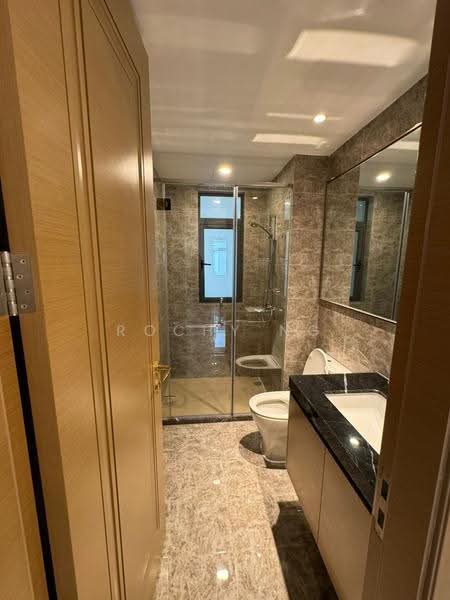 Kondominium untuk Dijual di R&F Princess Cove Phase 2-Seine Region - Rochy Ng - Bathroom - PropertyGuru.com.my