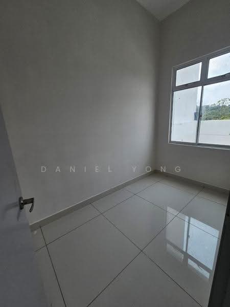 Rumah Berkembar untuk Dijual di Taman Bukit Jaya (Ulu Tiram) - Daniel Yong - Interior - PropertyGuru.com.my