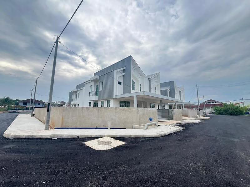 Rumah Berkembar untuk Dijual di Rumah Berkembar Dua Tingkat Di Sungai Petani (Sungai Petani) - Nur Adiilah - Exterior - PropertyGuru.com.my
