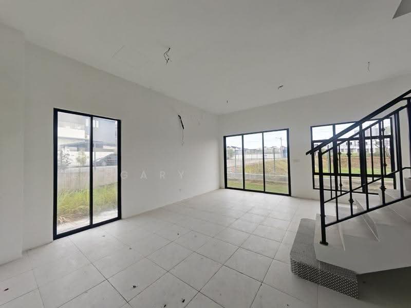 2-storey Terraced House for Sale in Panorama Lapangan Perdana (Ipoh) - Gary Tang - Living Room - PropertyGuru.com.my