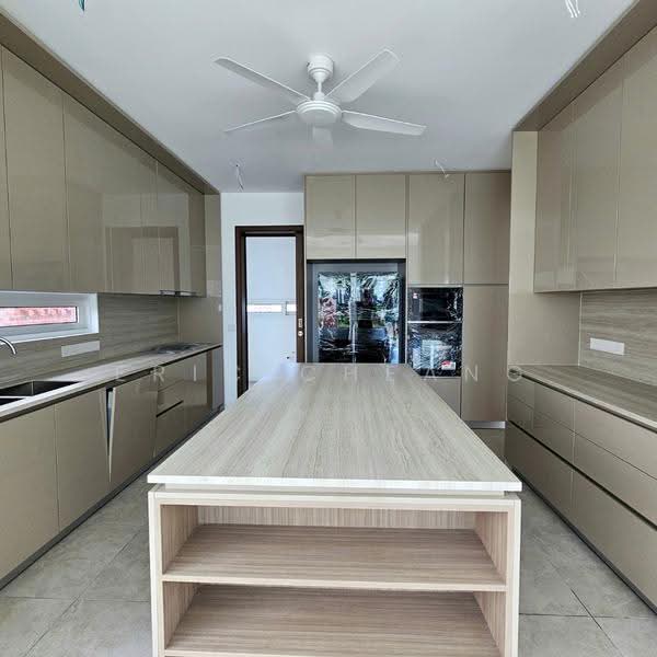 Semi-Detached House for Rent in Seri Tanjung Pinang (Tanjung Tokong) - Eric Cheang - Kitchen - PropertyGuru.com.my