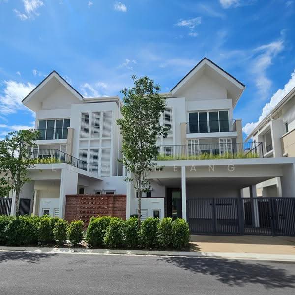 Semi-Detached House for Rent in Seri Tanjung Pinang (Tanjung Tokong) - Eric Cheang - Exterior - PropertyGuru.com.my