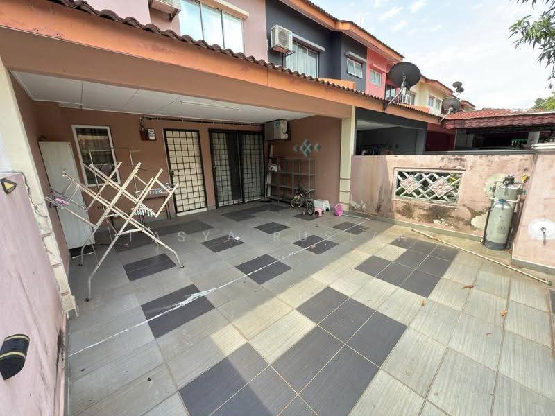 2-storey Terraced House for Sale in Saujana putra (Saujana) - Tasya Ruslan - PropertyGuru.com.my