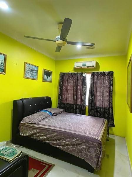 Rumah Teres 2-Tingkat untuk Dijual di Taman Rakan (Kajang) - Hairul Ramli - Bedroom - PropertyGuru.com.my