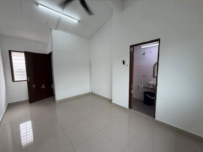 2-storey Terraced House for Sale in Taman Sri Sinar (Segambut) - Yasmin Sulaiman - Interior - PropertyGuru.com.my
