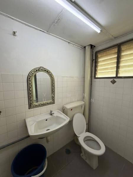 2-storey Terraced House for Sale in Taman Sri Sinar (Segambut) - Yasmin Sulaiman - Bathroom - PropertyGuru.com.my