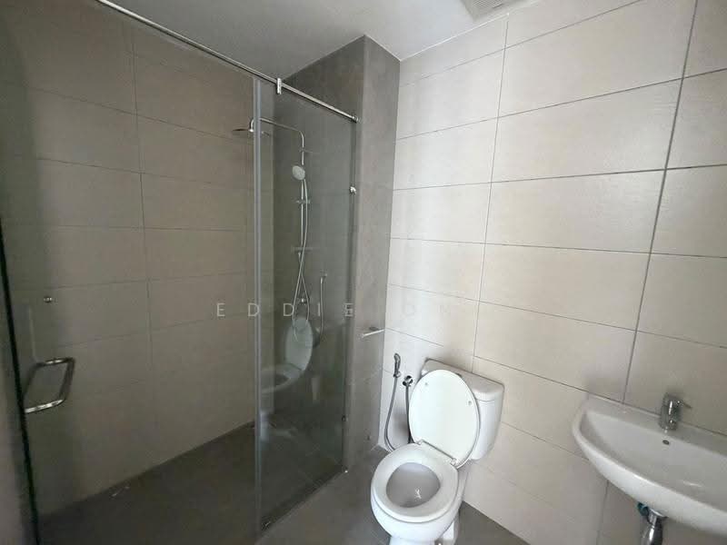 Kondominium untuk Dijual di The Elysia Park Residence - Eddie Ong - Bathroom - PropertyGuru.com.my