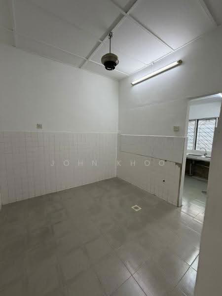 1-storey Terraced House for Sale in Taman Puchong Perdana (Puchong) - John Khoo - Kitchen - PropertyGuru.com.my