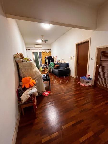 3-storey Terraced House for Sale in Taman Taming Indah 2 (Bandar Sungai Long) - Chris Lim Pek Yean - Living Room - PropertyGuru.com.my