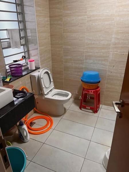 3-storey Terraced House for Sale in Taman Taming Indah 2 (Bandar Sungai Long) - Chris Lim Pek Yean - Bathroom - PropertyGuru.com.my