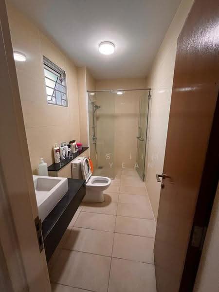 3-storey Terraced House for Sale in Taman Taming Indah 2 (Bandar Sungai Long) - Chris Lim Pek Yean - Bathroom - PropertyGuru.com.my