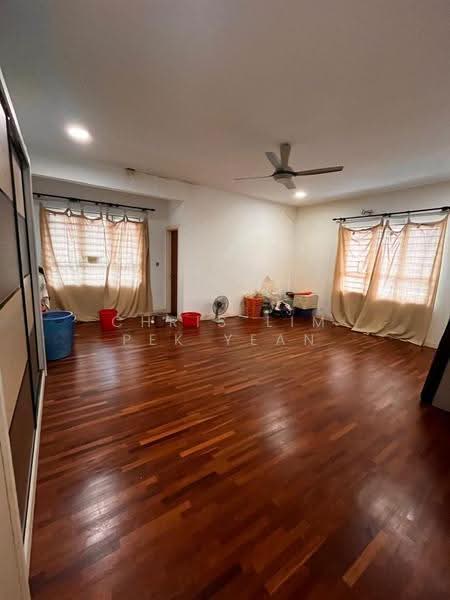 3-storey Terraced House for Sale in Taman Taming Indah 2 (Bandar Sungai Long) - Chris Lim Pek Yean - Bedroom - PropertyGuru.com.my