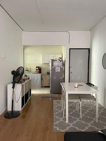 Rumah Flat untuk Dijual di Rumah Pangsa Laman Tasik - Melinda Ee - Kitchen - PropertyGuru.com.my