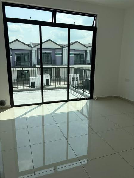 Rumah Teres 2-Tingkat untuk Dijual di Johor Bahru (Johor) - Evie Song - View - PropertyGuru.com.my