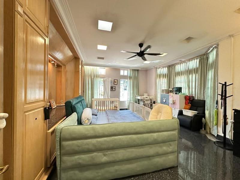 Bungalow House untuk Dijual di Country Heights (Kajang) - Sunny Chien - Bedroom - PropertyGuru.com.my