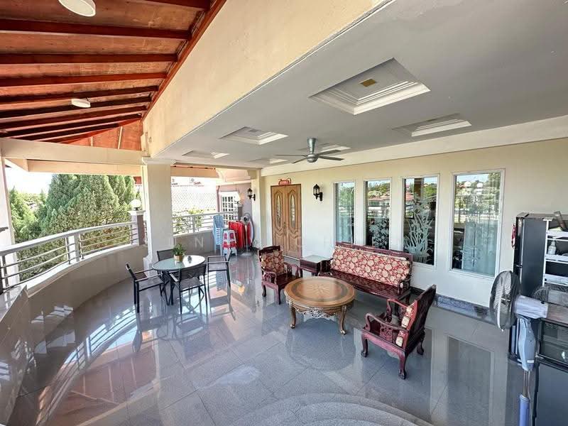 Bungalow House untuk Dijual di Country Heights (Kajang) - Sunny Chien - Balcony - PropertyGuru.com.my