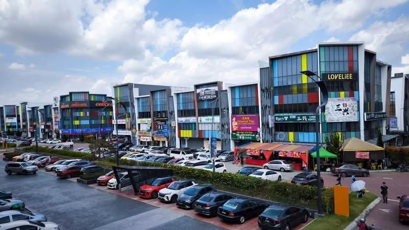 Shop for Rent in Semenyih (Selangor) - Chris Choo - Exterior - PropertyGuru.com.my
