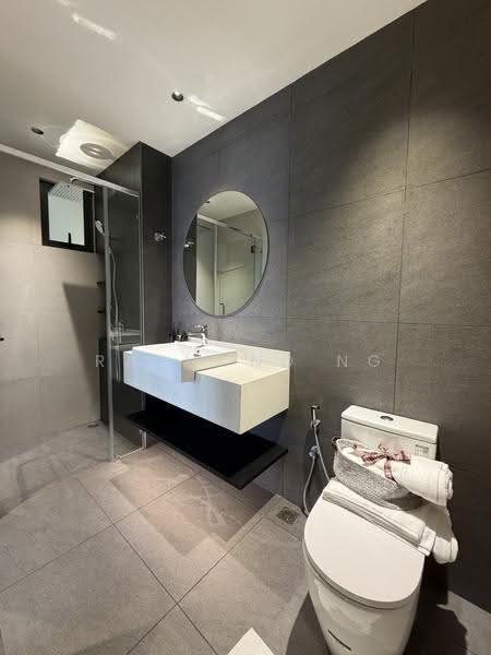 Kediaman Servis untuk Dijual di Sunway Cochrane - Raymond Ng - Bathroom - PropertyGuru.com.my