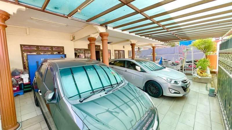 Rumah Berkembar untuk Dijual di Subang Jaya (Selangor) - Azwa Abas - Exterior - PropertyGuru.com.my