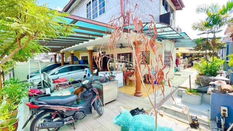 Rumah Berkembar untuk Dijual di Subang Jaya (Selangor) - Azwa Abas - Exterior - PropertyGuru.com.my