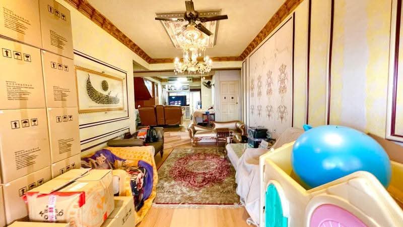 Rumah Berkembar untuk Dijual di Subang Jaya (Selangor) - Azwa Abas - Living Room - PropertyGuru.com.my