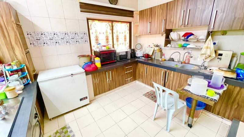 Rumah Berkembar untuk Dijual di Subang Jaya (Selangor) - Azwa Abas - Kitchen - PropertyGuru.com.my